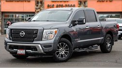 2021 Nissan Titan SV