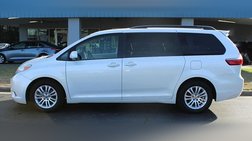 2016 Toyota Sienna XLE