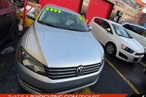 2014 Volkswagen Passat 1.8T SE