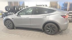 2025 Tesla Model Y Long Range