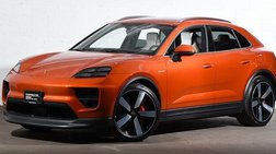 2025 Porsche Macan 4S Electric