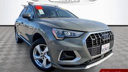 2022 Audi Q3 quattro Premium 40 TFSI