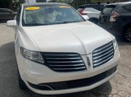 2017 Lincoln MKT Base