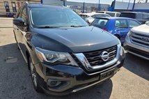 2020 Nissan Pathfinder S