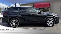 2023 Toyota Highlander Hybrid XLE