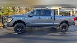 2017 Nissan Titan XD 4WD Crew Cab SV Gas