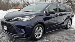 2022 Toyota Sienna XSE 7-Passenger