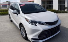 2023 Toyota Sienna Platinum 7-Passenger