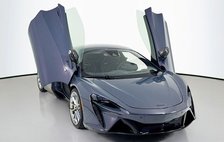 2025 McLaren Artura Base