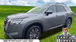 2024 Nissan Pathfinder SV