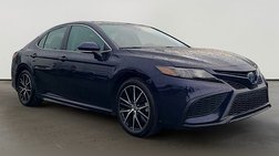 2022 Toyota Camry Hybrid SE