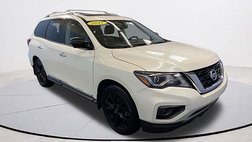 2017 Nissan Pathfinder Platinum