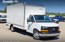 2025 Chevrolet Express 3500