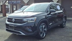 2024 Volkswagen Taos SE 4Motion