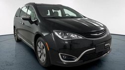 2017 Chrysler Pacifica Hybrid Platinum