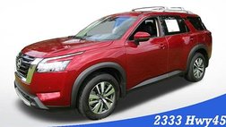 2024 Nissan Pathfinder SL