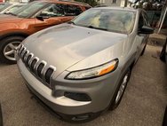 2015 Jeep Cherokee Sport