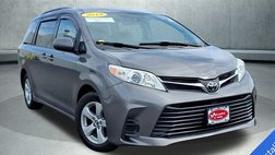 2019 Toyota Sienna LE