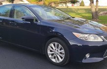 2013 Lexus ES 300h Base