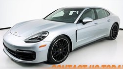 2023 Porsche Panamera 4