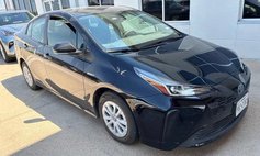 2021 Toyota Prius LE