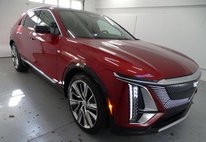 2024 Cadillac LYRIQ Luxury 3