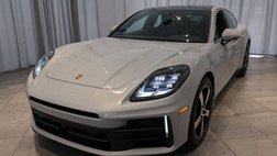 2025 Porsche Panamera 4