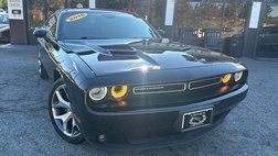 2016 Dodge Challenger SXT Plus