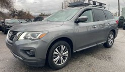 2019 Nissan Pathfinder SV