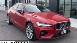 2021 Volvo S60 T5 Momentum