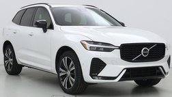 2023 Volvo XC60 B5 Ultimate Dark Theme