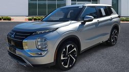 2023 Mitsubishi Outlander SE