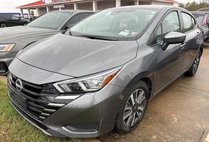 2023 Nissan Versa SV