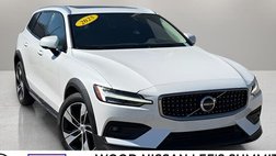 2025 Volvo V60 Cross Country B5 Plus