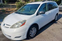 2009 Toyota Sienna LE