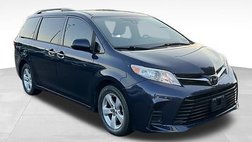 2020 Toyota Sienna LE