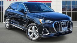 2022 Audi Q3 quattro S line Premium 45 TFSI