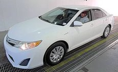 2014 Toyota Camry Hybrid LE