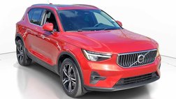 2023 Volvo XC40 B5 Plus Bright Theme