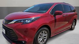 2025 Toyota Sienna XLE