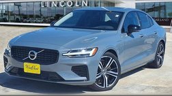 2022 Volvo S60 Recharge T8 R-Design Expression