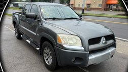 2006 Mitsubishi Raider Duro Cross V8