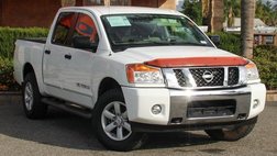 2013 Nissan Titan SV