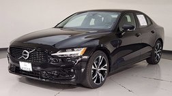 2024 Volvo S60 B5 Core Dark Theme