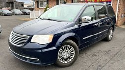 2016 Chrysler Town and Country Touring-L