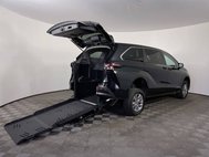 2023 Toyota Sienna LE 8-Passenger