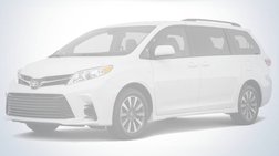 2025 Toyota Sienna LE 8-Passenger