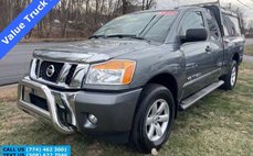 2014 Nissan Titan SV