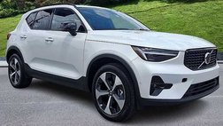 2026 Volvo XC40 B5 Plus