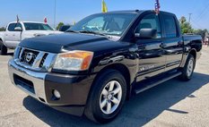 2014 Nissan Titan SV